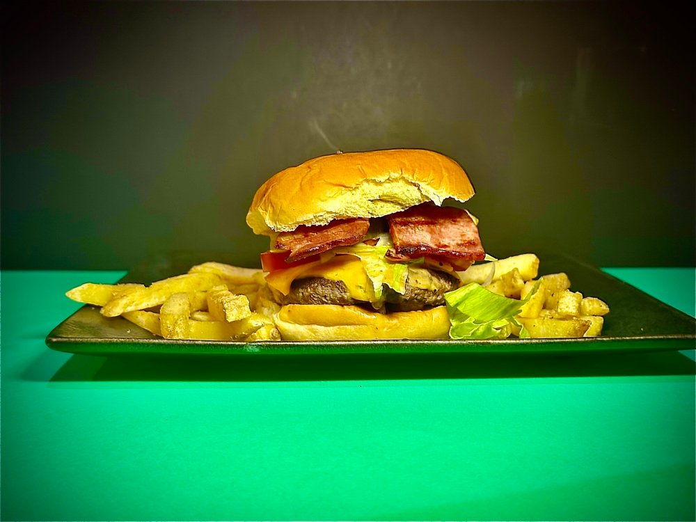 Bacon Smash Burger & Chips
